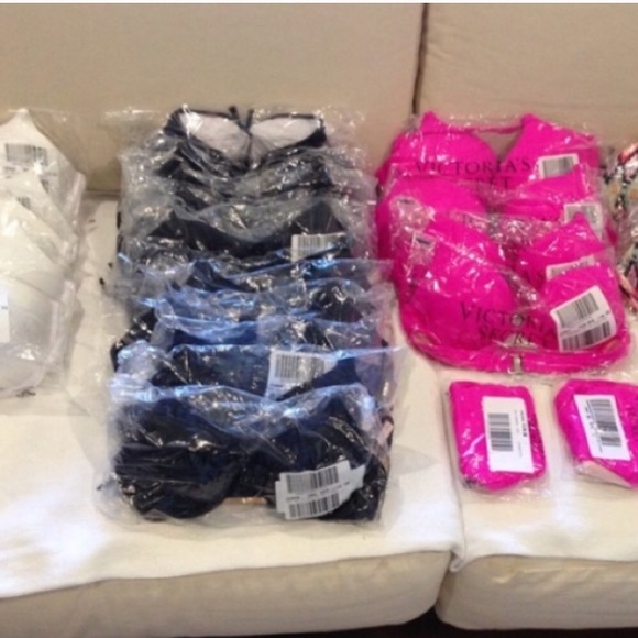 Victoria’s Secret bombshell push-up swim top - Picture 7 of 8